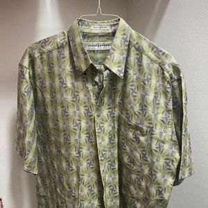 Print shirt men’s large